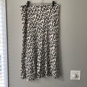 Leopard skirt